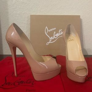 Christian Louboutin peep toe!!